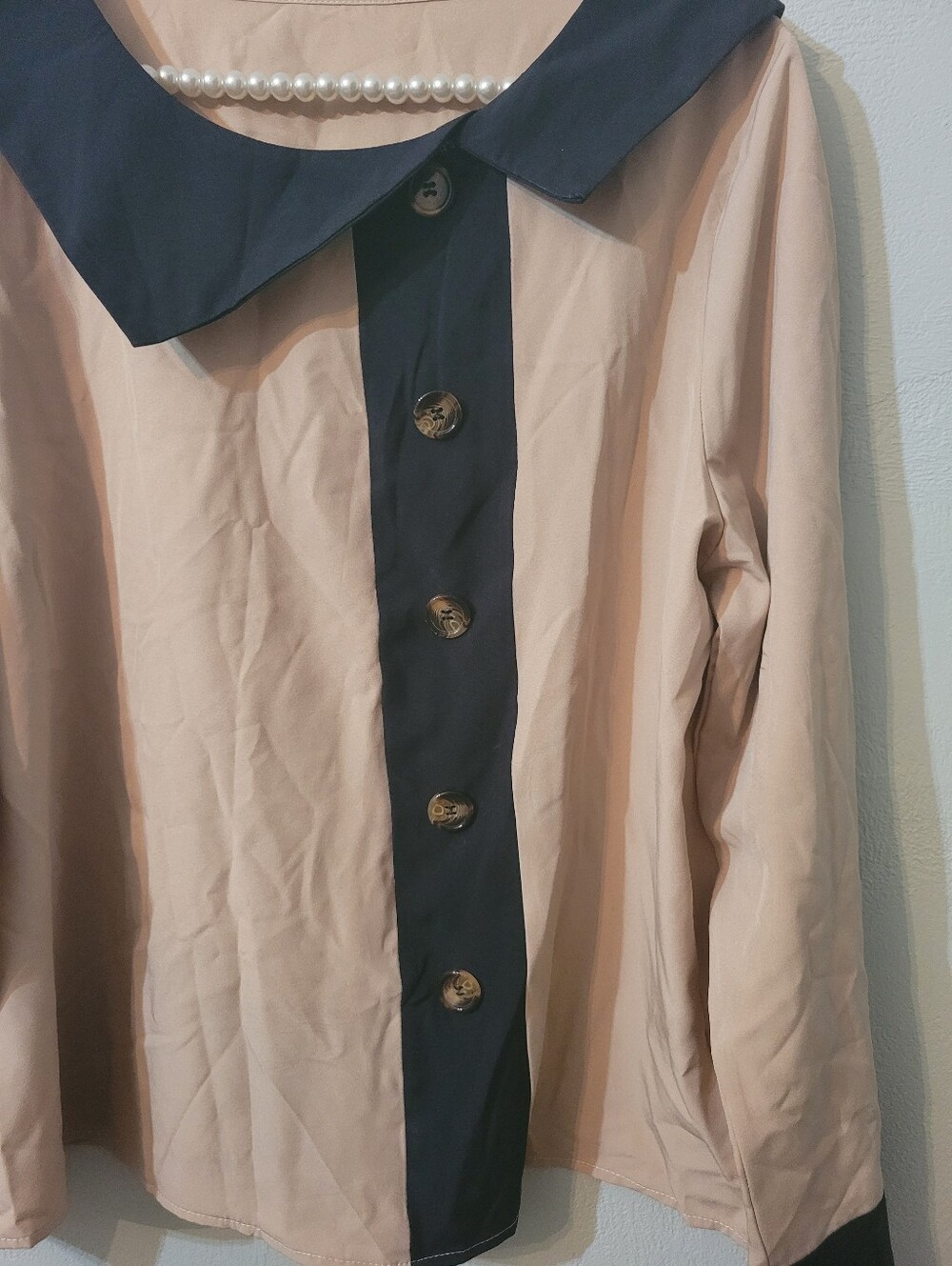Unique Asymmetrical Neck Blouse Size XLarge New Without Tag! - Picture 3 of 8